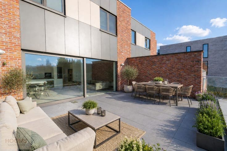 Appartement met 3 slaapkamers, groot zongericht terras en...