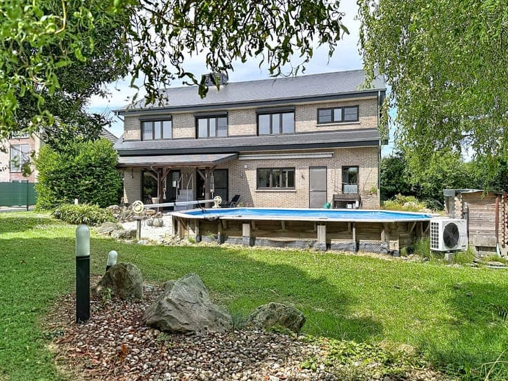 Stunning villa in Hannut