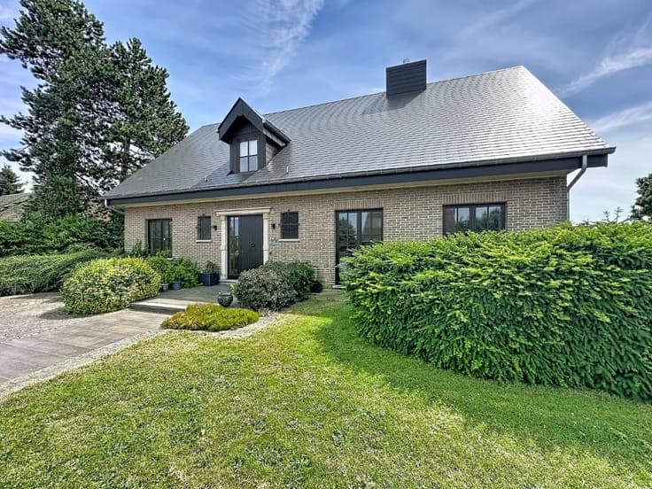 Stunning villa in Hannut