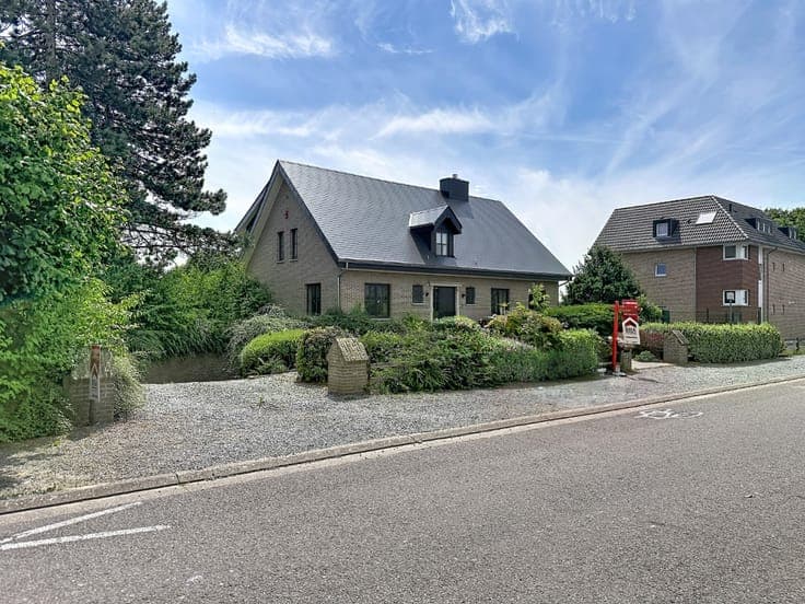 Stunning villa in Hannut