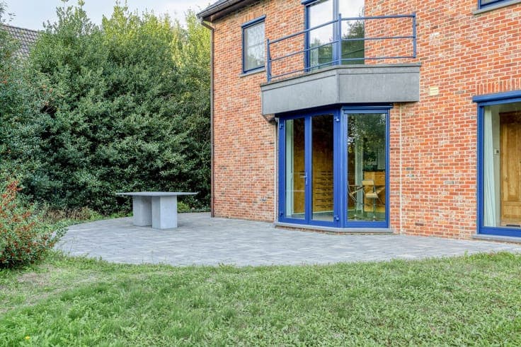 Spacious 5-bedroom home on 10a76 in Hasselt
