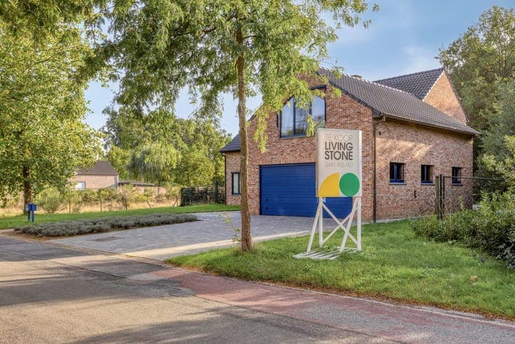 Spacious 5-bedroom home on 10a76 in Hasselt
