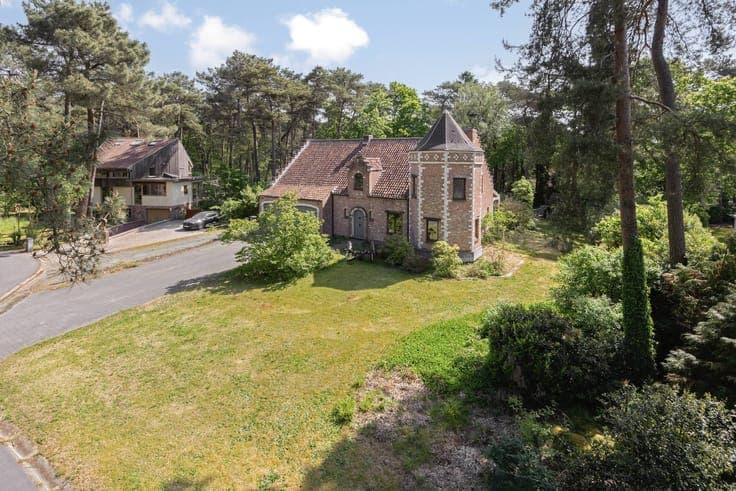 Spacious villa in a prime location next to the Kalmthoutse H