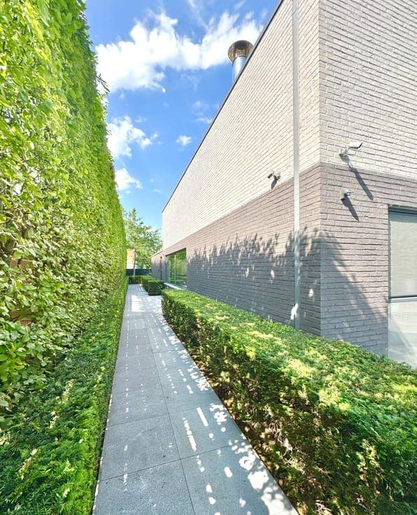 MODERNE VILLA | 1.027 M²