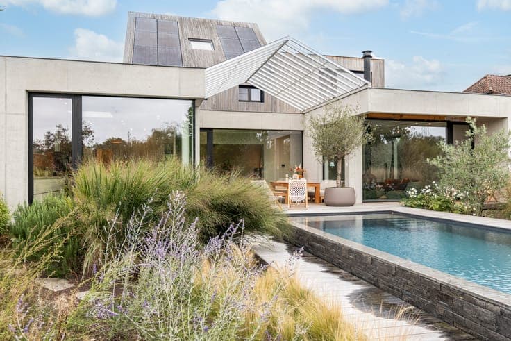 Architect-designed villa where light meets nature