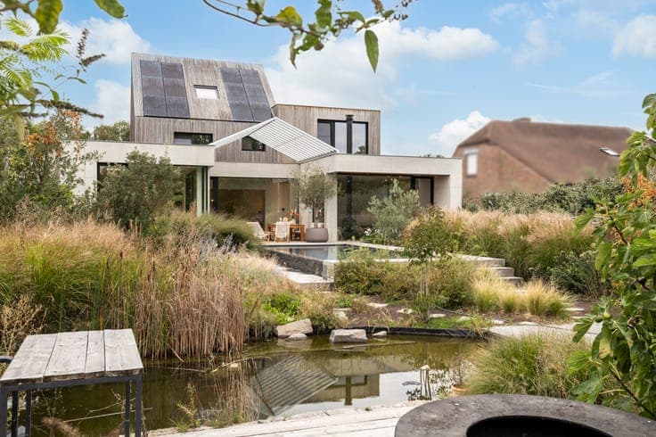 Architect-designed villa where light meets nature