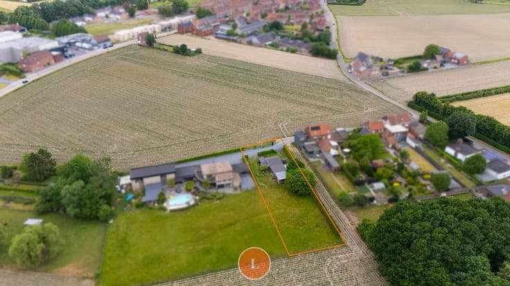 Rustig gelegen bouwgrond in landelijk groen – 1.408 m²