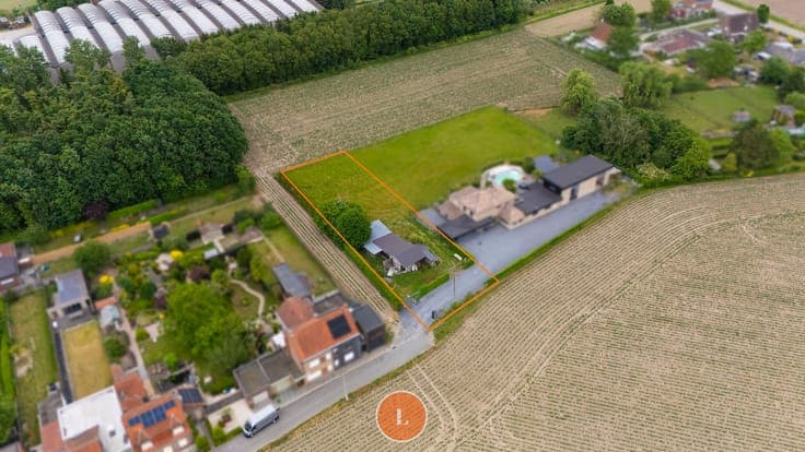 Rustig gelegen bouwgrond in landelijk groen – 1.408 m²