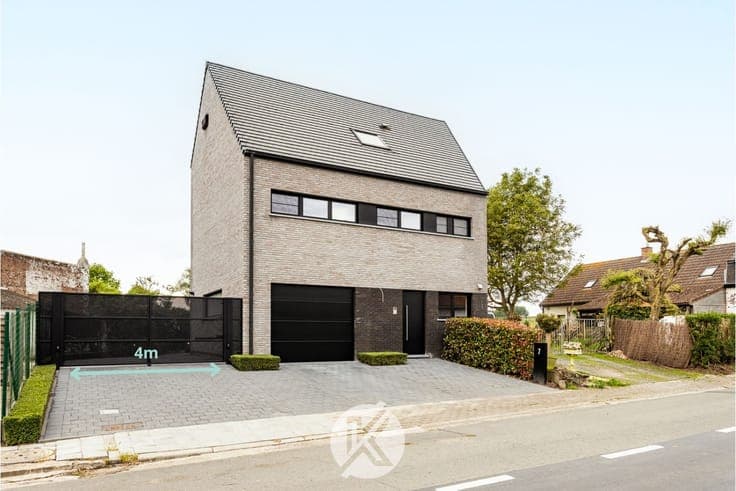 Moderne woning met hoogwaardige afwerking