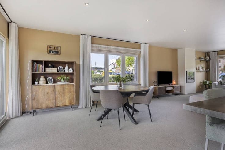 Renovated open building on 28a23 in Halen
