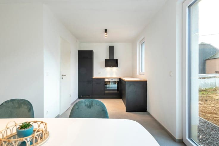Newly built houses, with garden and garage in Châtillon.