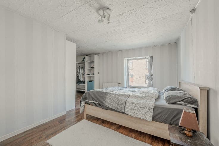 Building with 2 duplexes and a garden in Onhaye