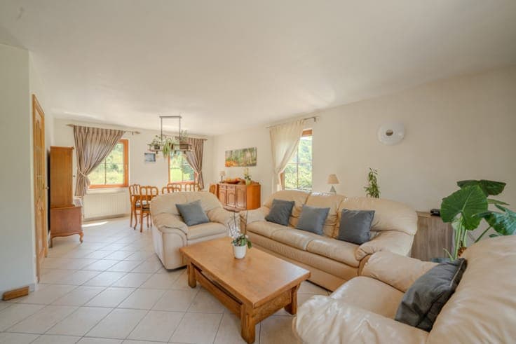 House with 4 bedrooms