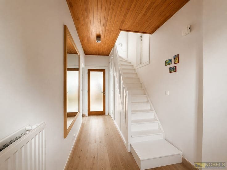 Te koop, Karaktervolle gezinswoning met 4 slaapkamers op ...