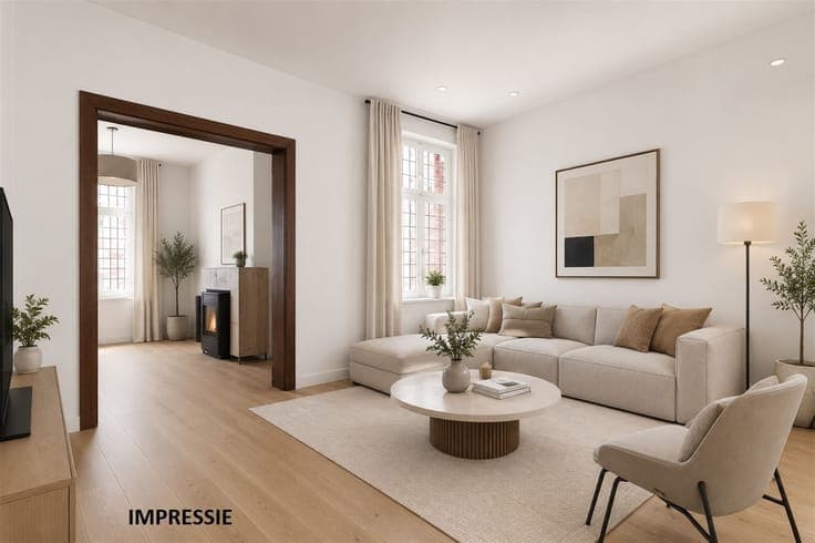 Verrassend ruime, te moderniseren gezinwoning te Onze-Lieve-