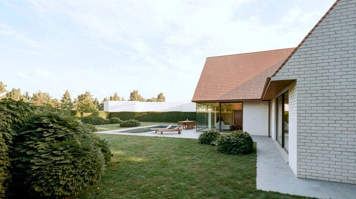 Stunning newly built villa in a superb location in Knokke
