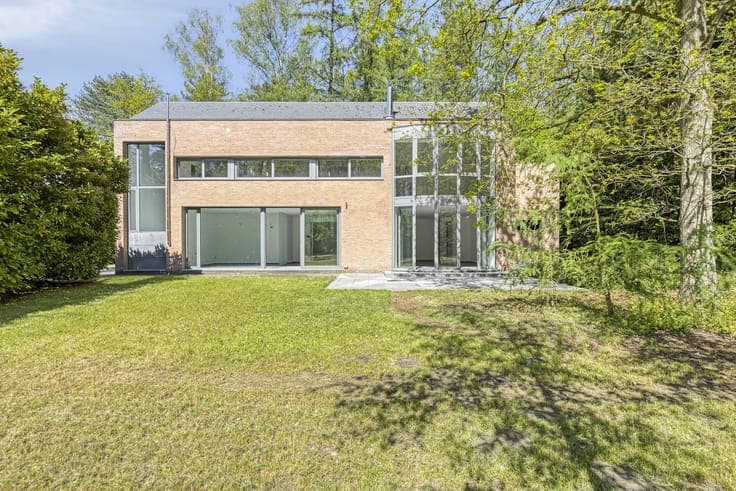 Exclusive villa in Schilde with spacious south-facing garden