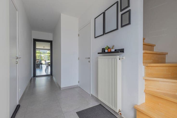 WICHELEN - Recente, perfect instapklare woning met 4 kamers