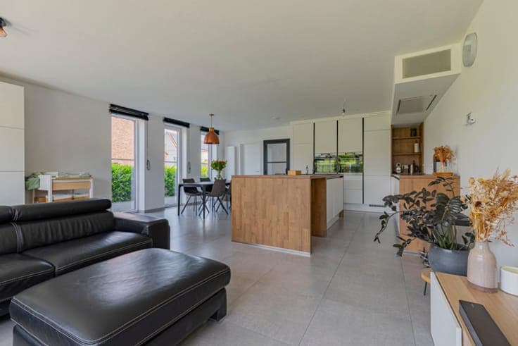 WICHELEN - Recente, perfect instapklare woning met 4 kamers