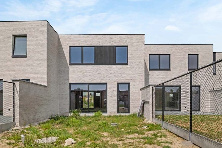 Moderne woning met zuidwestgerichte tuin