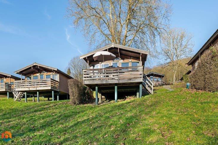 Instapklaar vakantiehuisje met 2 slpkrs in Blaimont