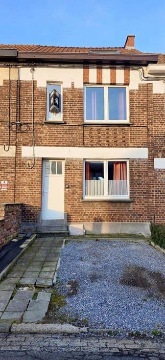 Lovely 3-bedroom house with garden