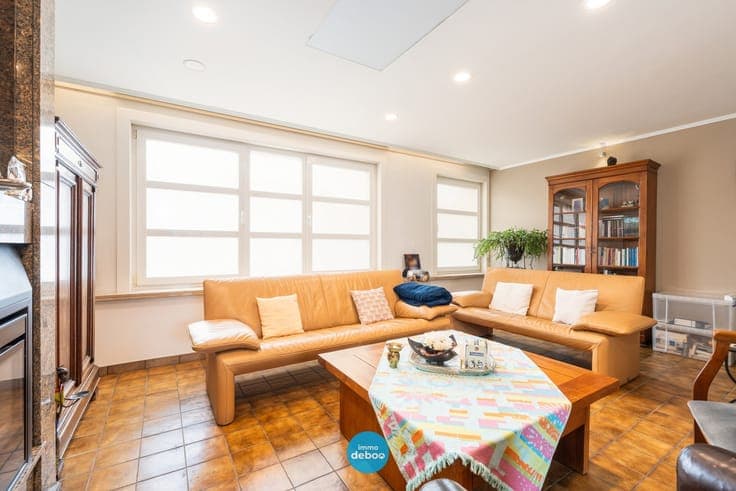 Ruime instapklare beletagewoning te Oostende