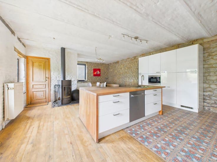 Unique property with potential for professional space