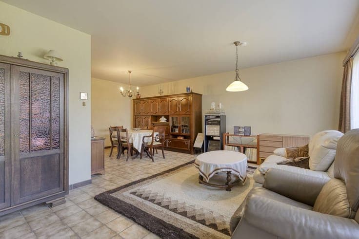 3 bedroom house with garage for sale in Merksem