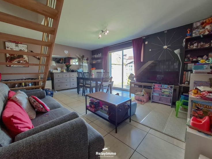 Terraced House