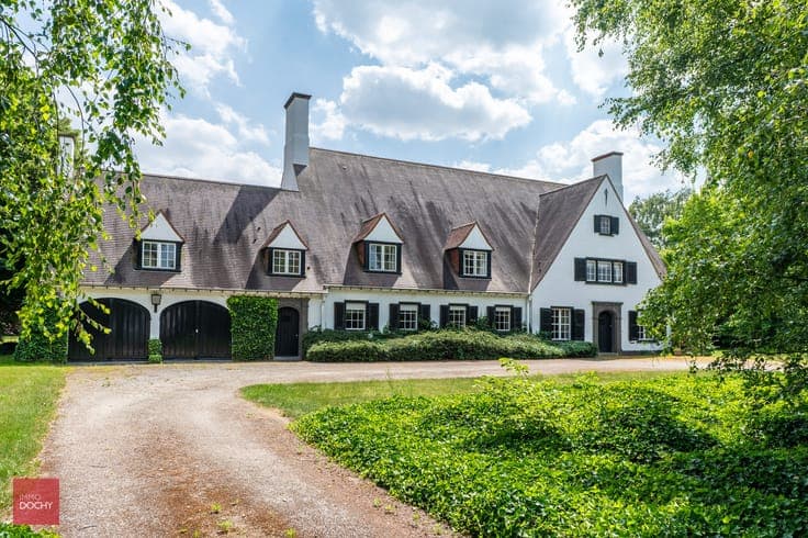 Zeer ruime villa in prachtige parktuin