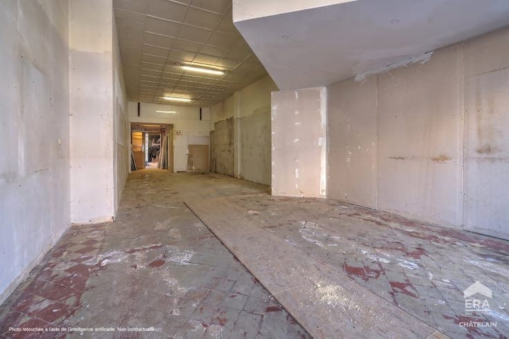 Commercial property with residence for sale in Schaerbeek