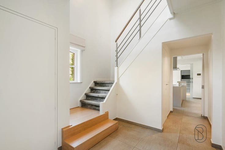 Exclusive property with a beautiful garden in Wielsbeke