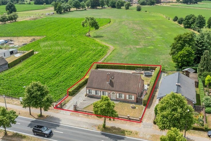 Ruime, energiezuinige gezinswoning met landelijke charme ...