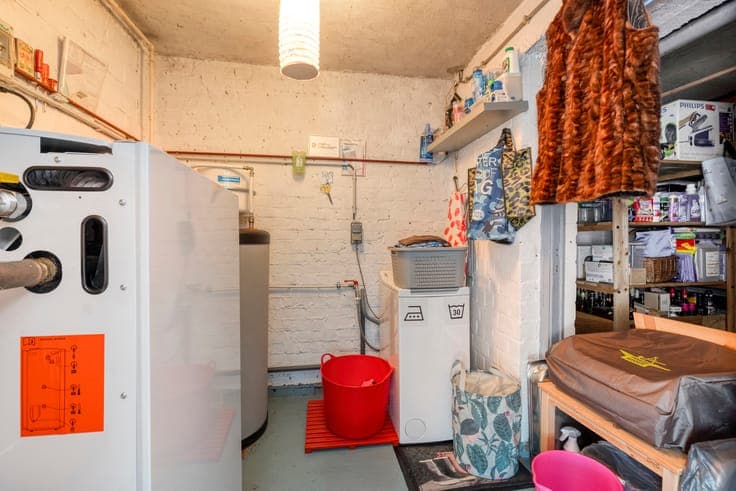 House with 3 bedrooms in a residential area