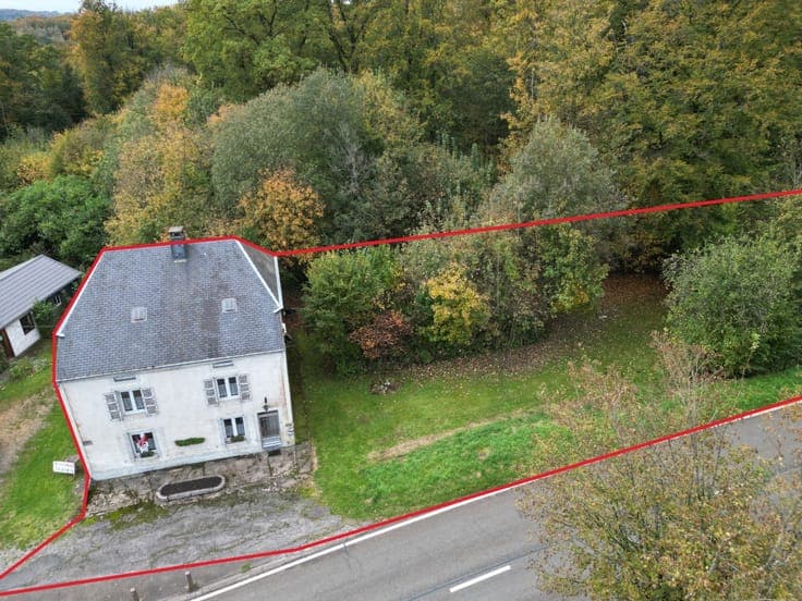 House with Outbuildings and Barn – Florenville