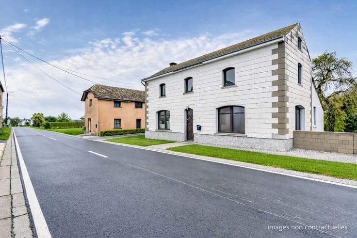 House in need of renovation with planning permission – Buret
