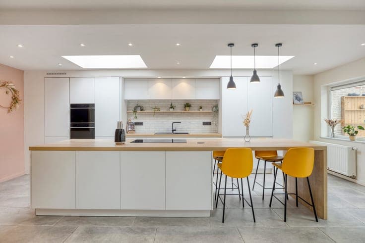 Spacious energy-efficient character home in Gentbrugge