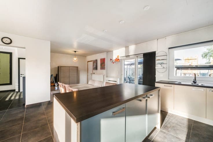 Bright family home with garden for sale in Roeselare