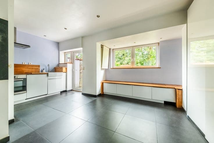Superb mansion with independent flat or professional space