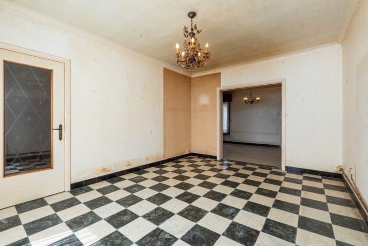 Semi-detached house with 4 bedrooms in Sint-Niklaas