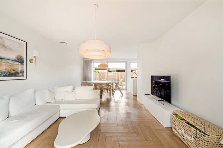 beautifully finished, recent and energy-efficient home