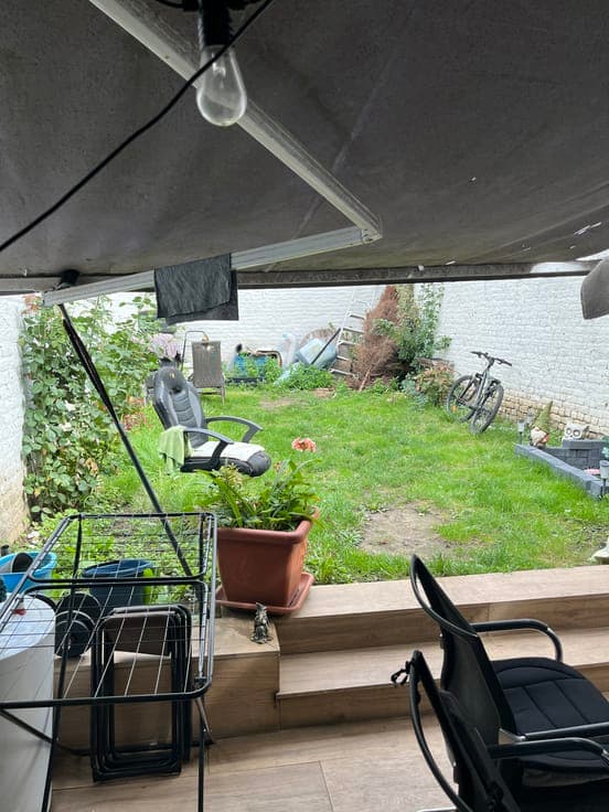 House effectively comprising 4 apartments, with a garden