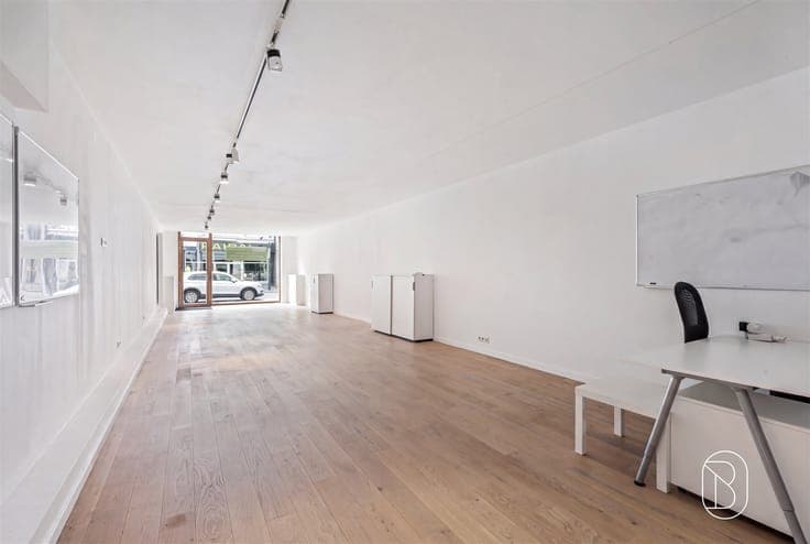 Office & retail space in central Kortrijk