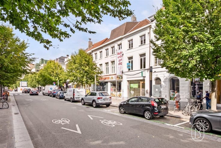 Office & retail space in central Kortrijk