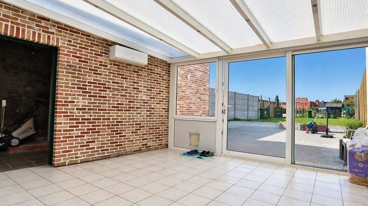 Te koop: Ruime (handels)woning met prachtige tuin in het ...