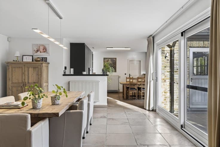 Wonen in de Bommels – Instapklare villa met ruimte en kar...