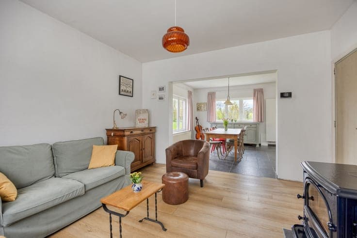 Move-in ready home with garden and green views in Ninove