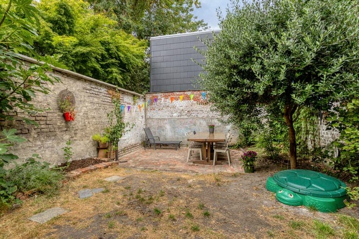 Unique & characterful mansion in a prime location in Vilvoor