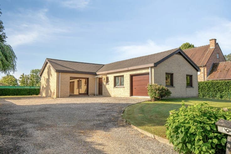 Quietly located bungalow near the golf course of Tervuren